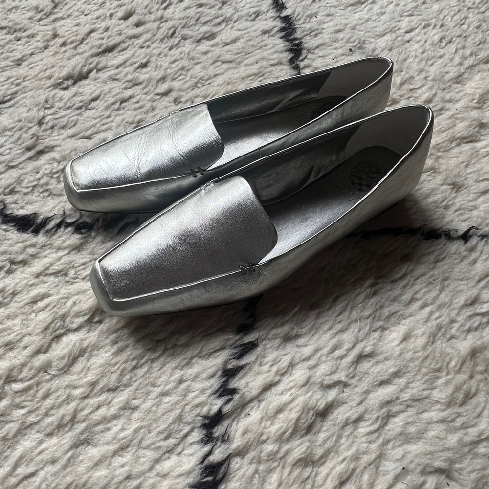 Vince Camuto Prenten Loafer